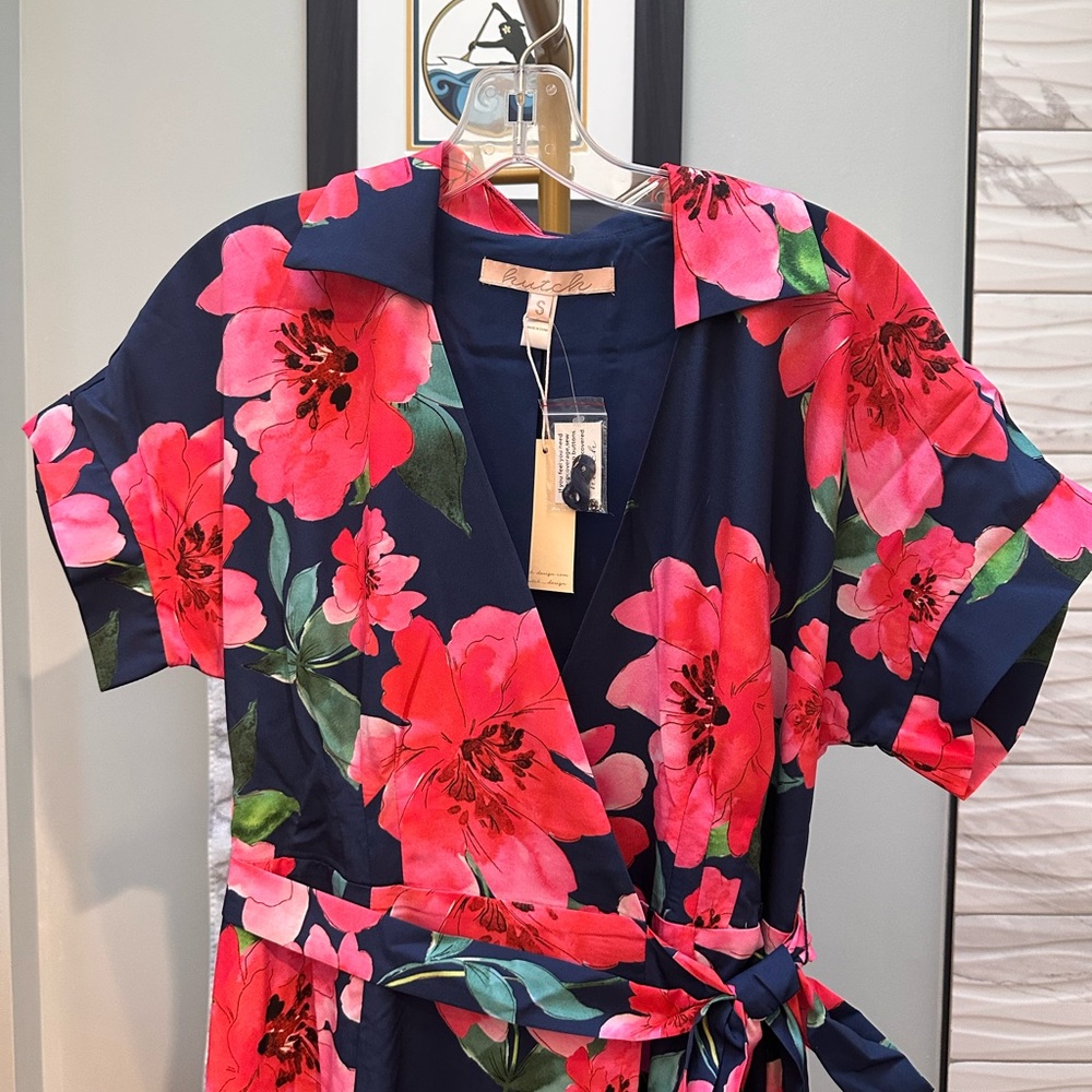 NWT Hutch Johnnie Midi Dress in  Navy/Raspberry Watercolor Bloomed Floral Small - Picture 5 of 6